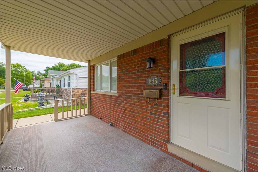 845 Jamestown Avenue Elyria OH 44035