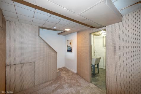 931 Orchard Park Drive Rocky River OH 44116