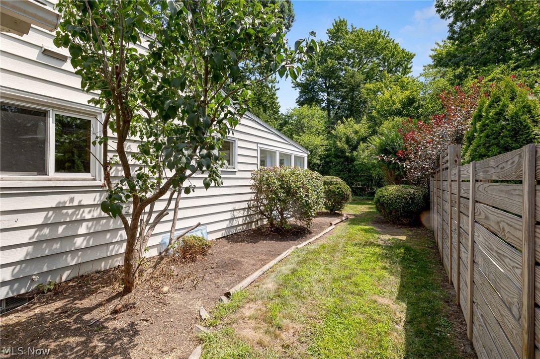 931 Orchard Park Drive Rocky River OH 44116