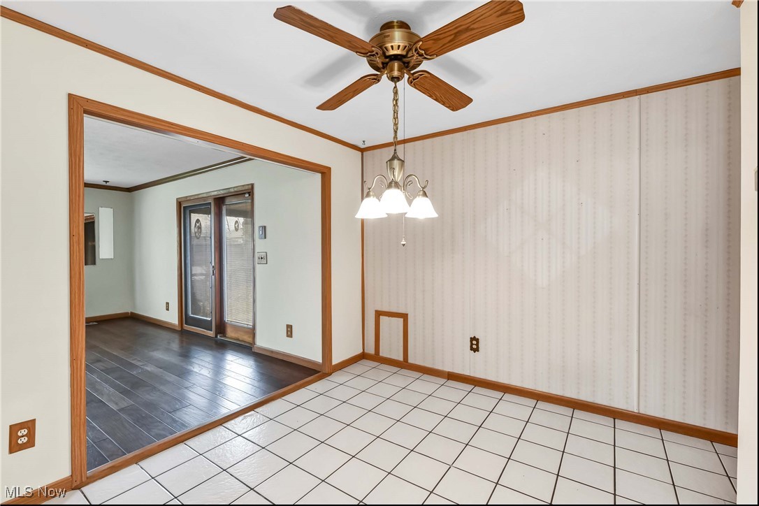 2047 Homewood Drive Lorain OH 44055