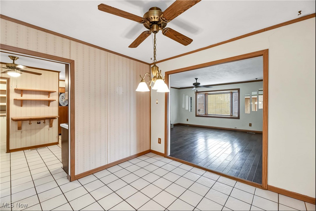 2047 Homewood Drive Lorain OH 44055