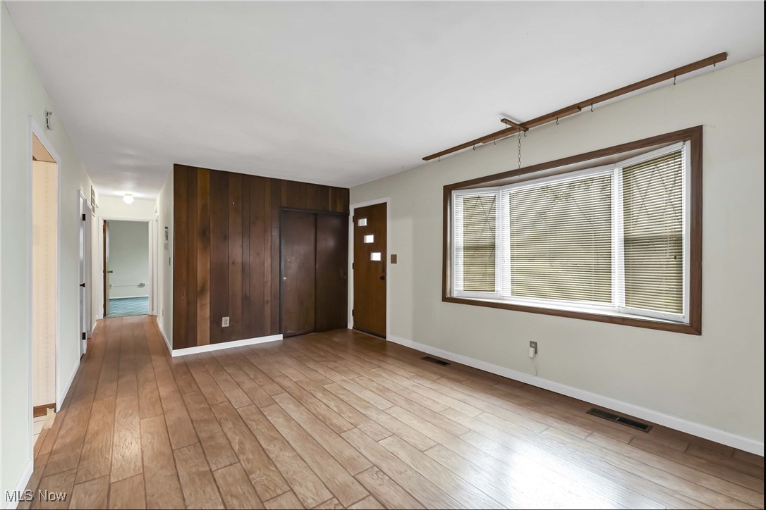 2047 Homewood Drive Lorain OH 44055