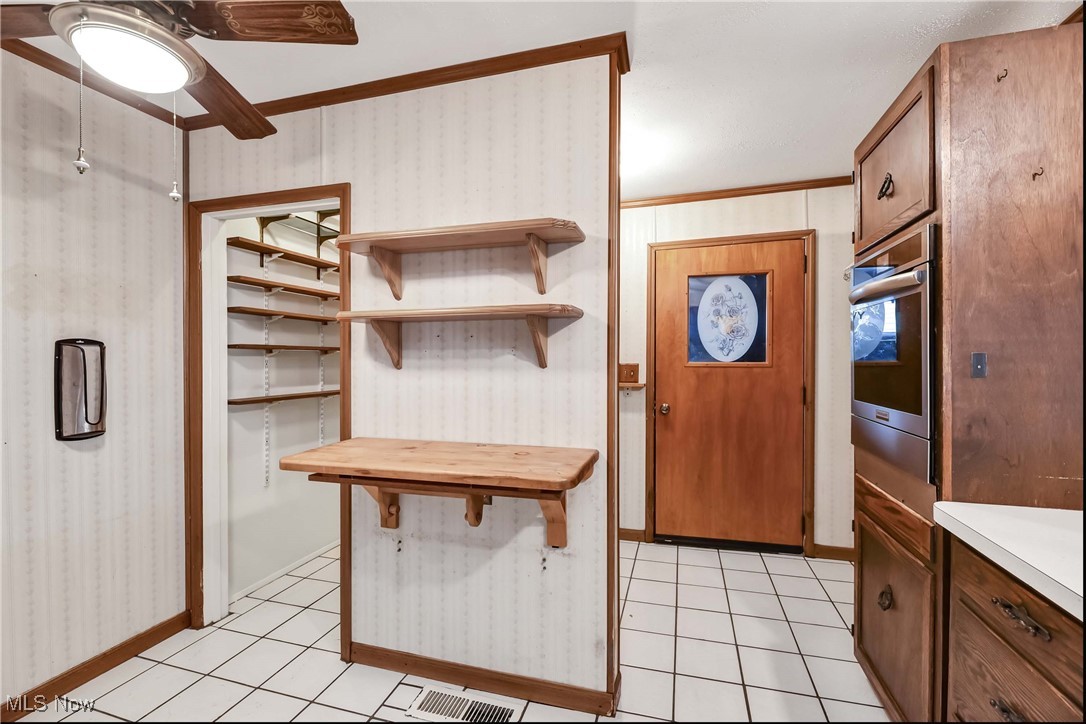 2047 Homewood Drive Lorain OH 44055