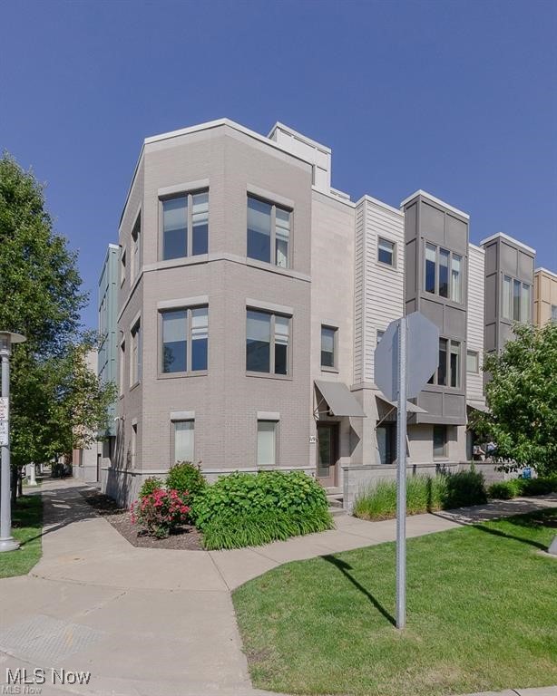 1419 E 14th Street Cleveland OH 44114