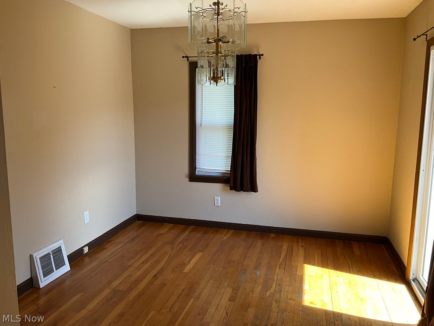 71 N Hawkins Avenue Akron OH 44313