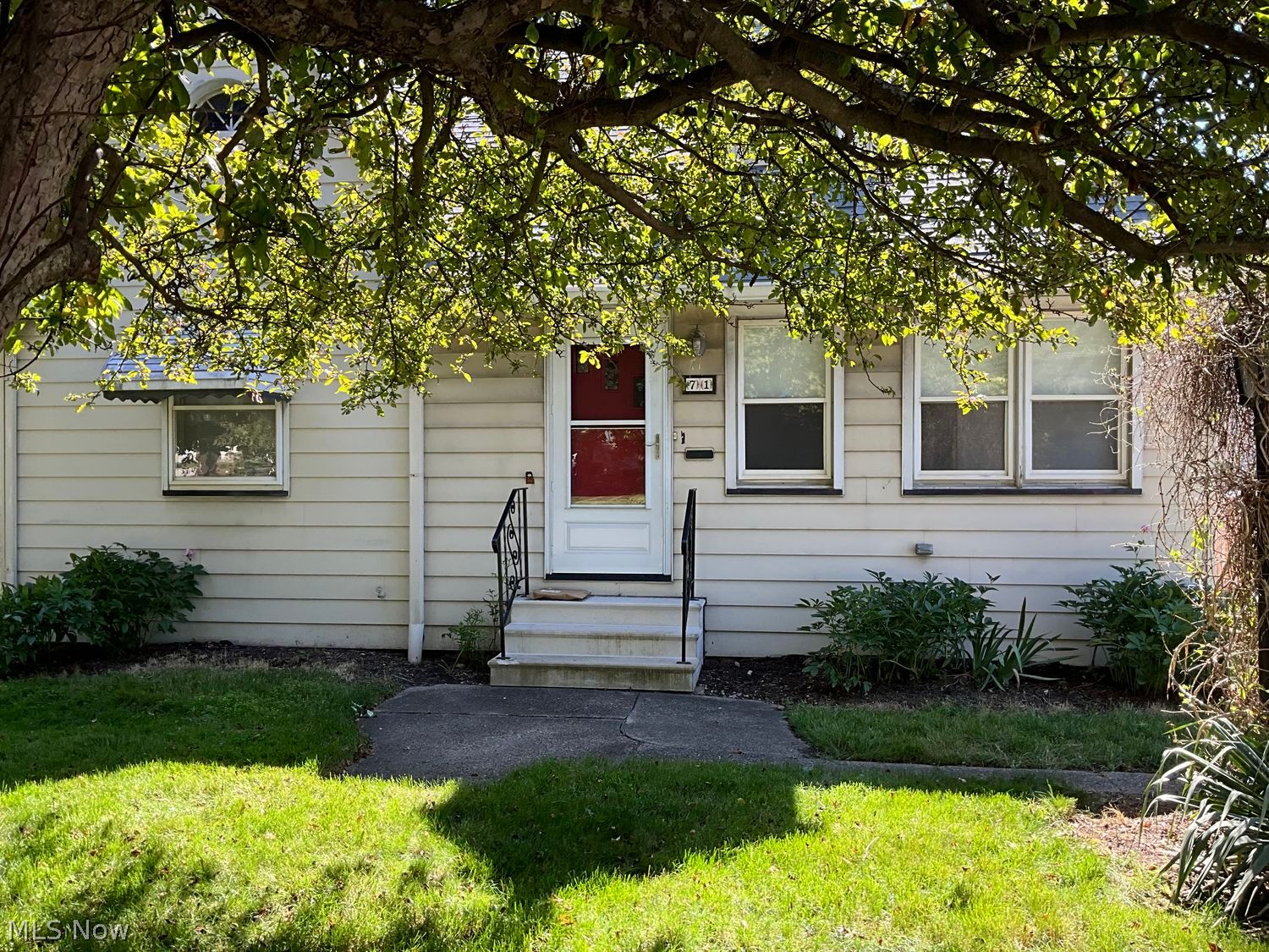 71 N Hawkins Avenue Akron OH 44313