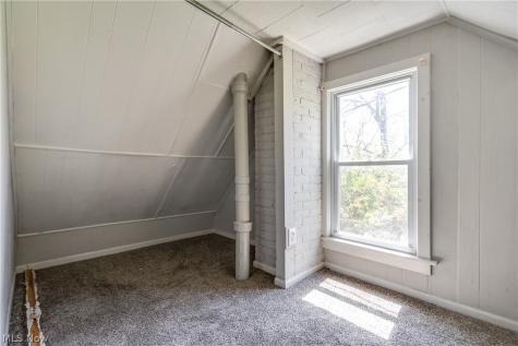 12937 Erwin Avenue Cleveland OH 44135