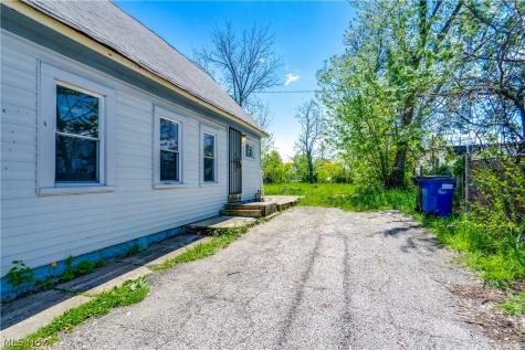 12937 Erwin Avenue Cleveland OH 44135