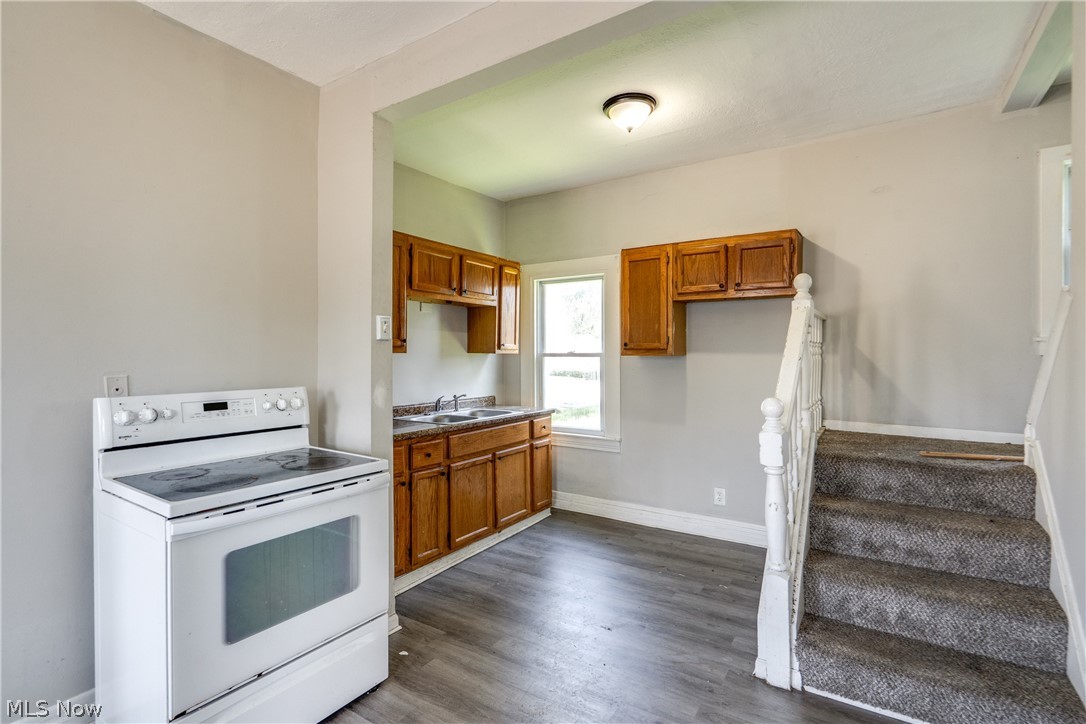 12937 Erwin Avenue Cleveland OH 44135