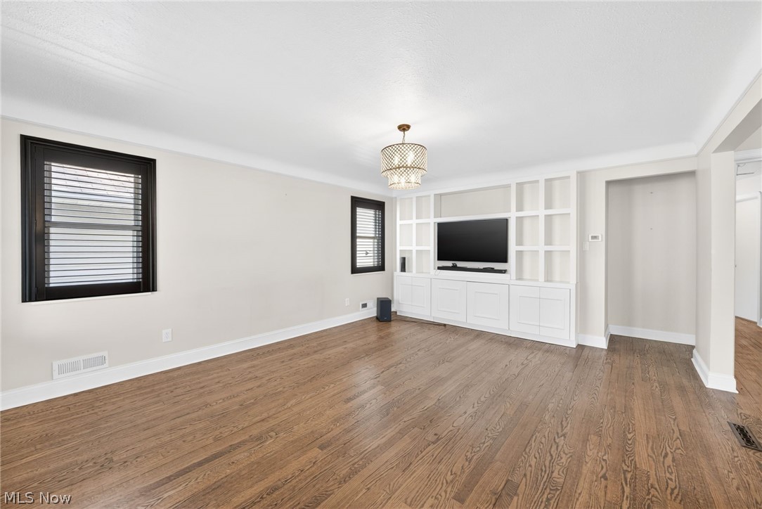 3105 W 155th Street Cleveland OH 44111