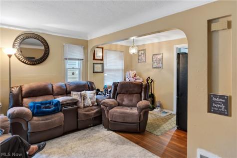 115 Sunnycliff Drive Euclid OH 44123
