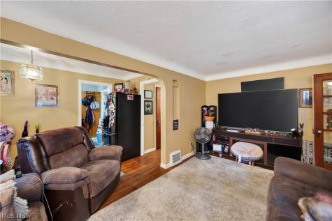115 Sunnycliff Drive Euclid OH 44123