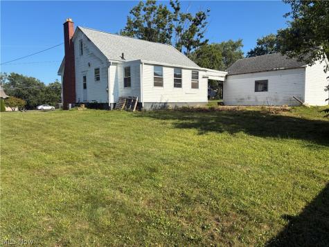 4095 Stump Avenue SW Navarre OH 44662