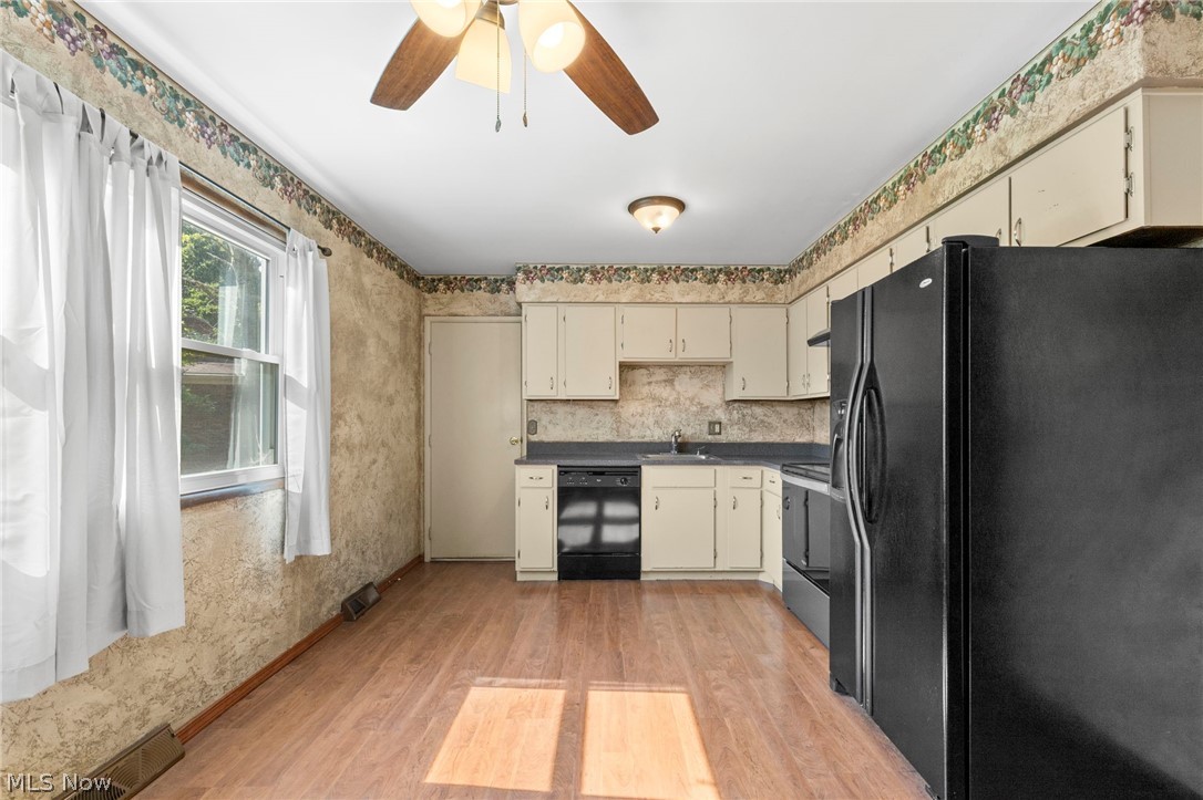 1055 Thomas Drive Ashland OH 44805