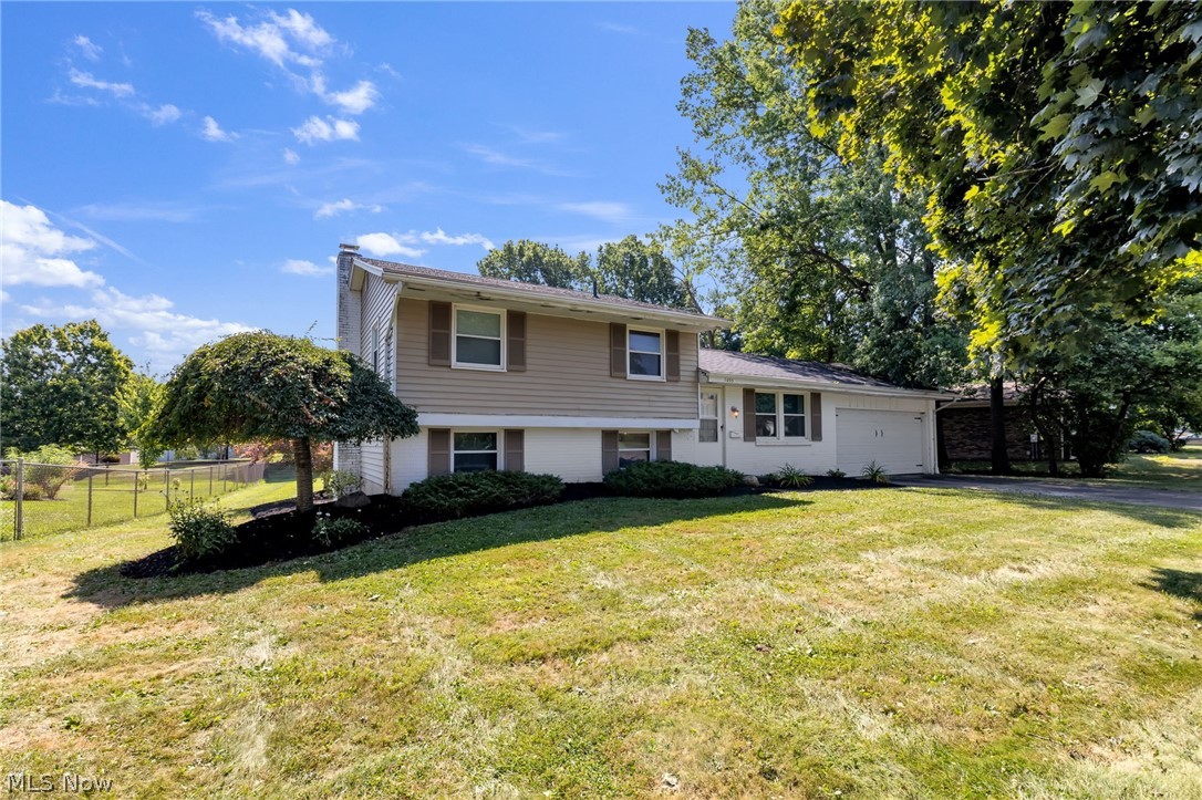 1055 Thomas Drive Ashland OH 44805