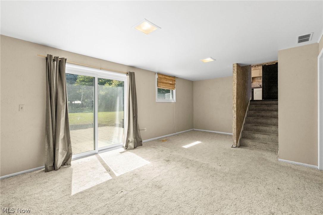 1055 Thomas Drive Ashland OH 44805