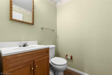 1055 Thomas Drive Ashland OH 44805