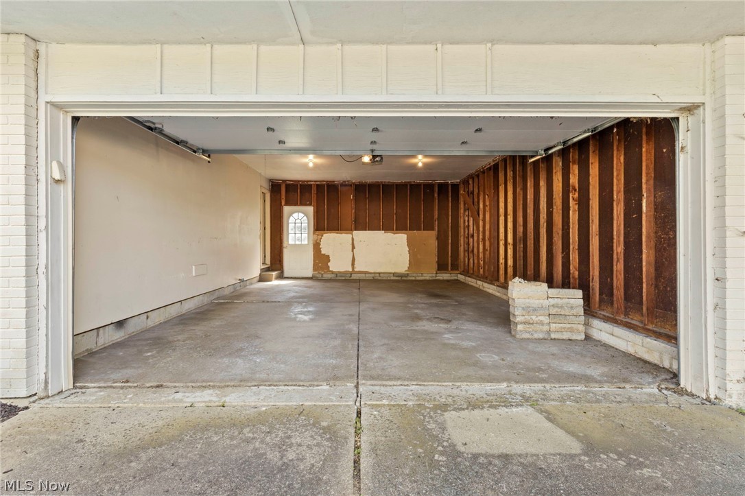 1055 Thomas Drive Ashland OH 44805