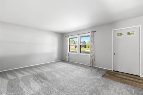1055 Thomas Drive Ashland OH 44805