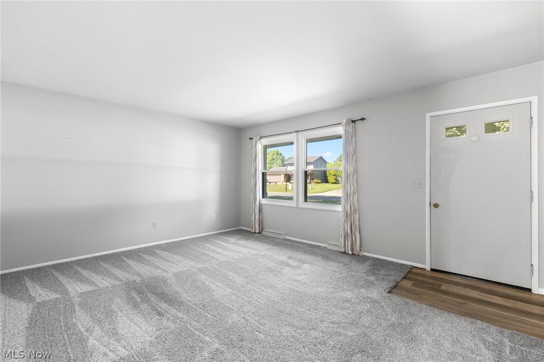 1055 Thomas Drive Ashland OH 44805