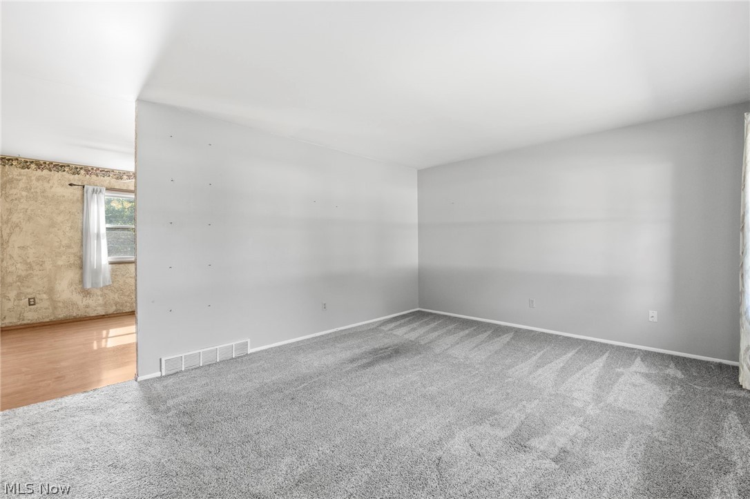1055 Thomas Drive Ashland OH 44805