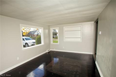 1569 25th Street NW Canton OH 44709