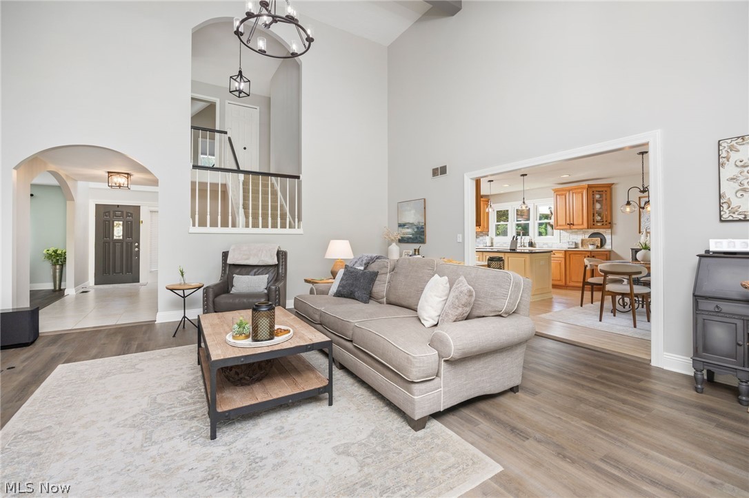 614 Red Rock Drive Wadsworth OH 44281