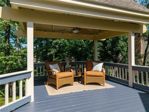 614 Red Rock Drive Wadsworth OH 44281