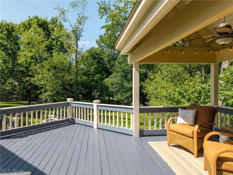614 Red Rock Drive Wadsworth OH 44281