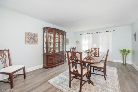 614 Red Rock Drive Wadsworth OH 44281