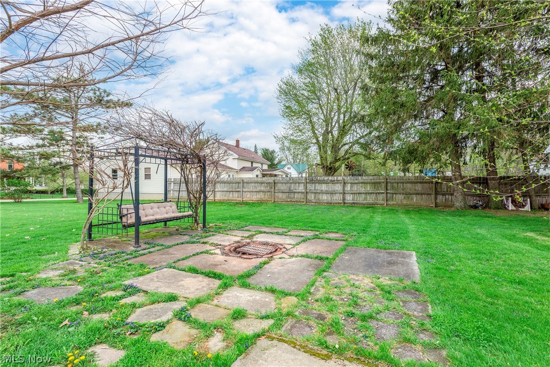 505 Church Street Kipton OH 44049