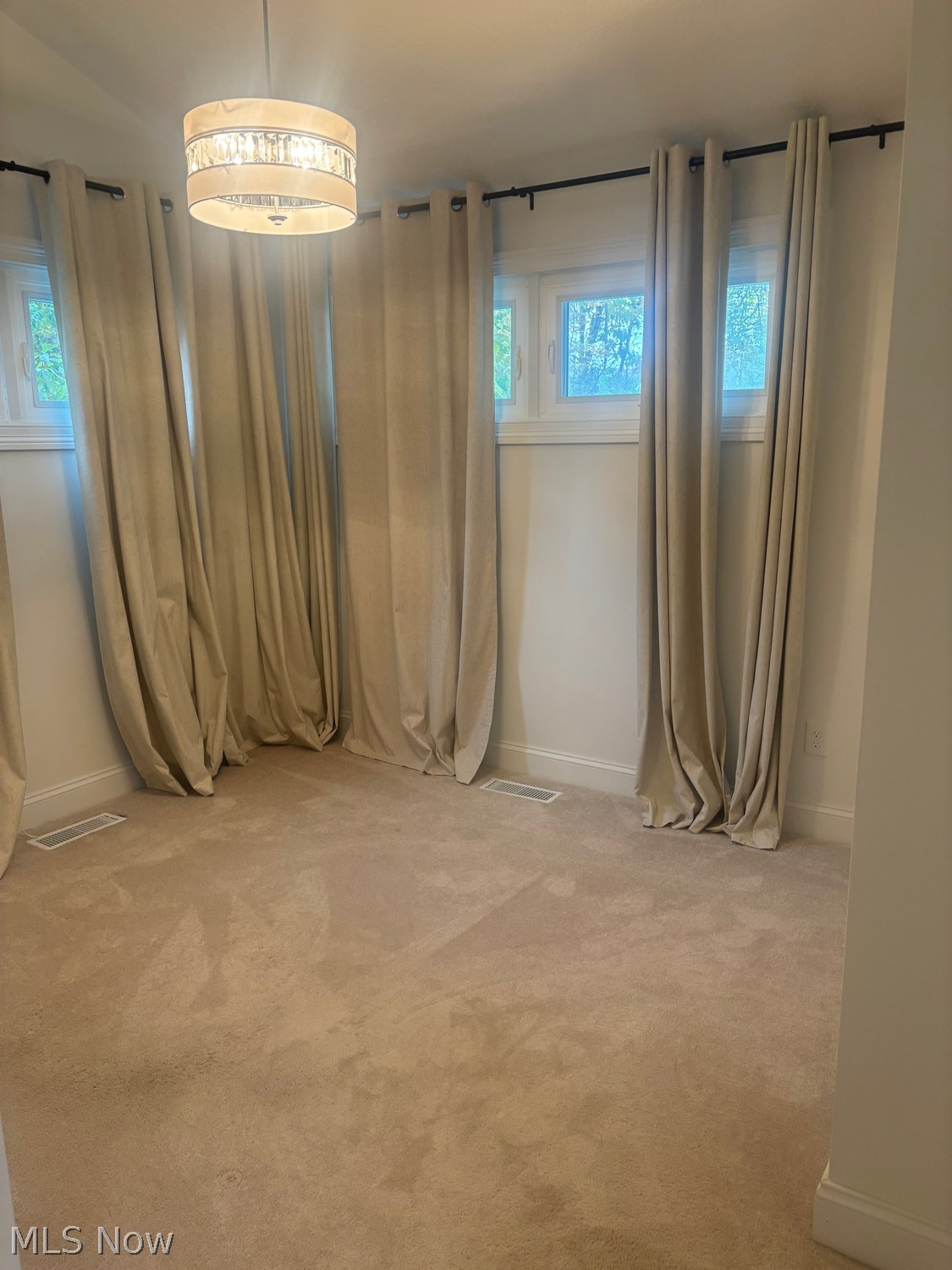 2742 Horseshoe Boulevard Westlake OH 44145
