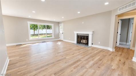 125 Manning Drive Berea OH 44017