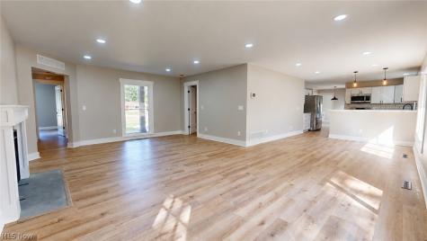 125 Manning Drive Berea OH 44017