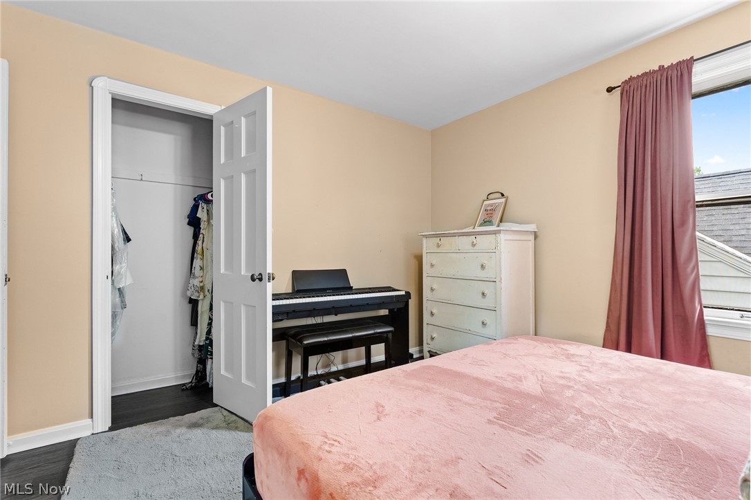 13417 Thraves Avenue Garfield Heights OH 44125
