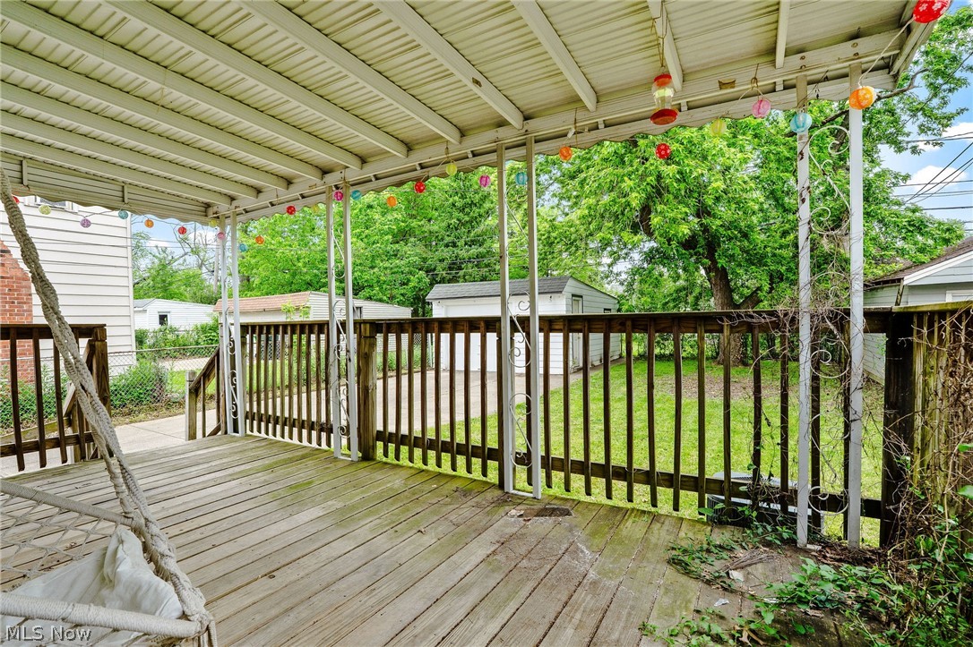 13417 Thraves Avenue Garfield Heights OH 44125