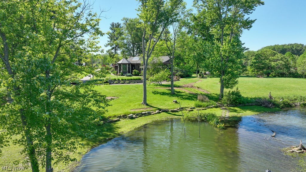 2009 Lakewood Road SW Sherrodsville OH 44675