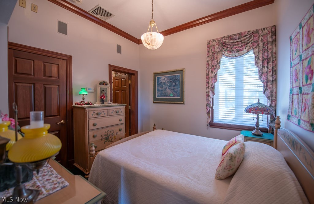 2009 Lakewood Road SW Sherrodsville OH 44675