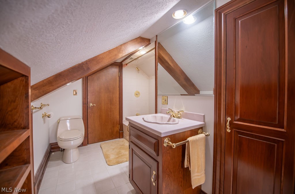 2009 Lakewood Road SW Sherrodsville OH 44675