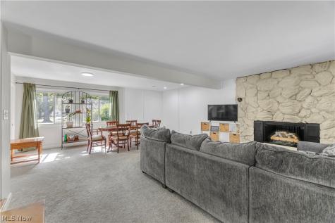 838 Nesbitt Road Sagamore Hills OH 44067