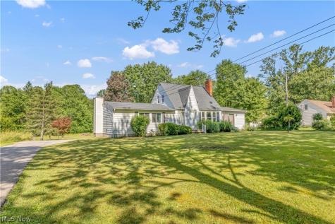 838 Nesbitt Road Sagamore Hills OH 44067