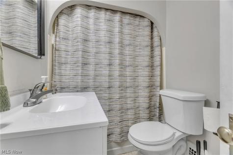 838 Nesbitt Road Sagamore Hills OH 44067