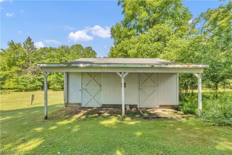 838 Nesbitt Road Sagamore Hills OH 44067