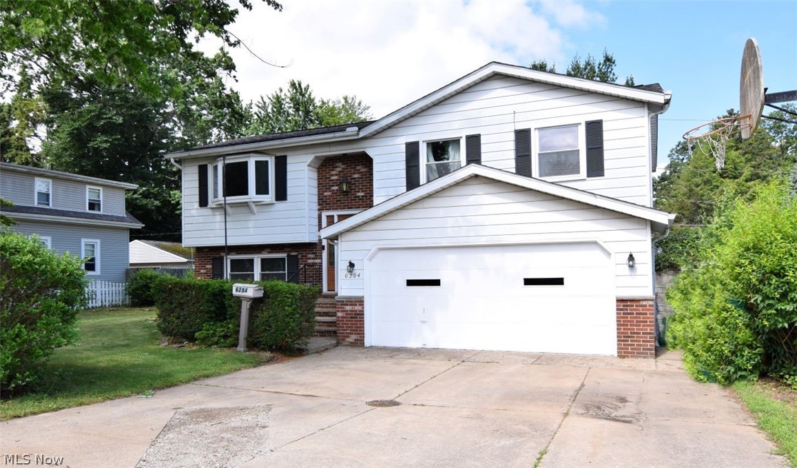 6284 Seminole Trail Mentor OH 44060