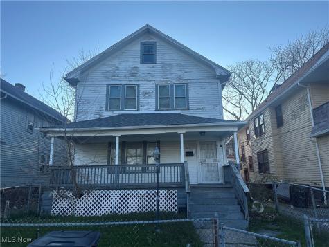 472 E 110th Street Cleveland OH 44108
