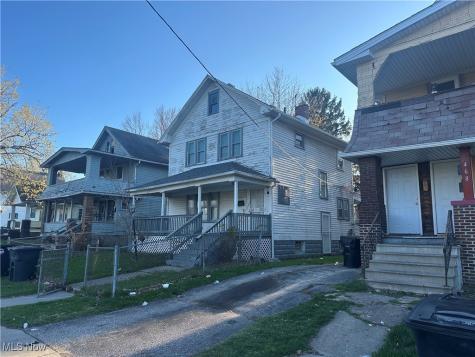 472 E 110th Street Cleveland OH 44108