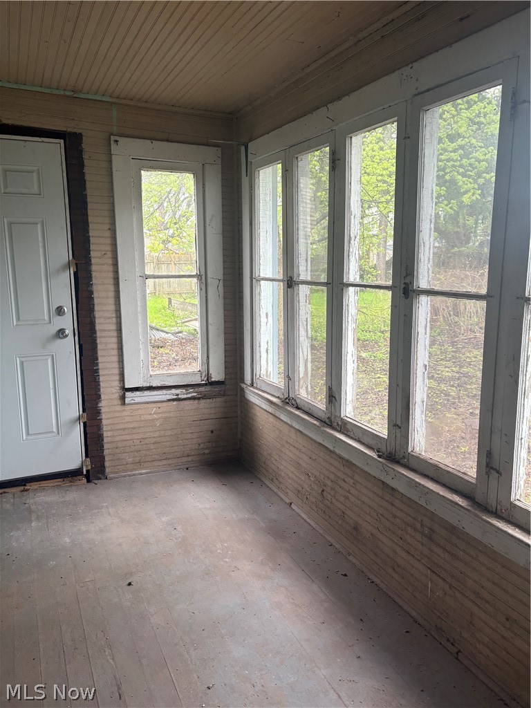 889 Harbor Street Conneaut OH 44030