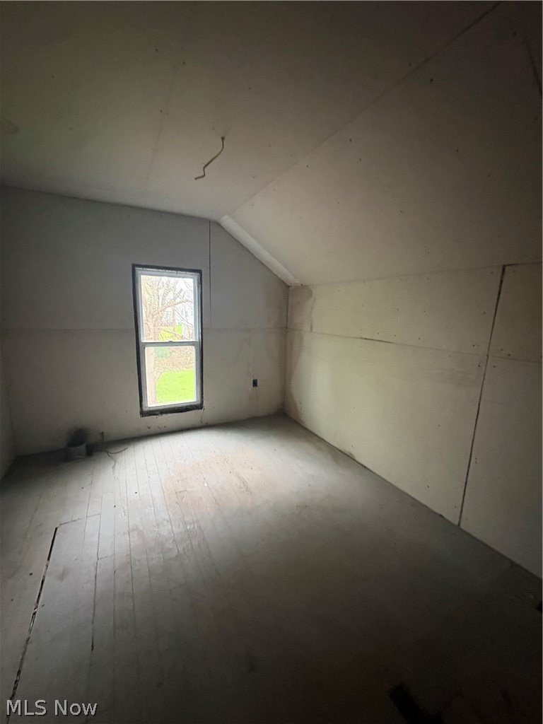 889 Harbor Street Conneaut OH 44030