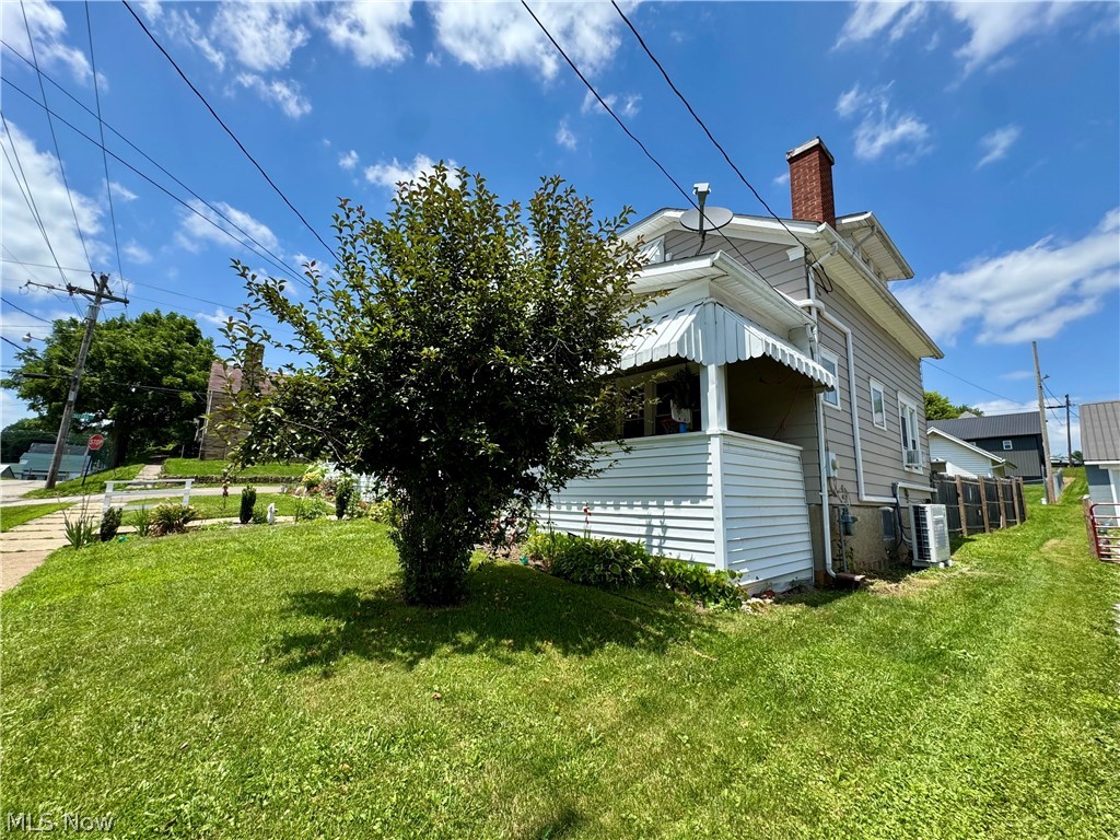 402 E Marietta St. Manor Woodsfield OH 43793