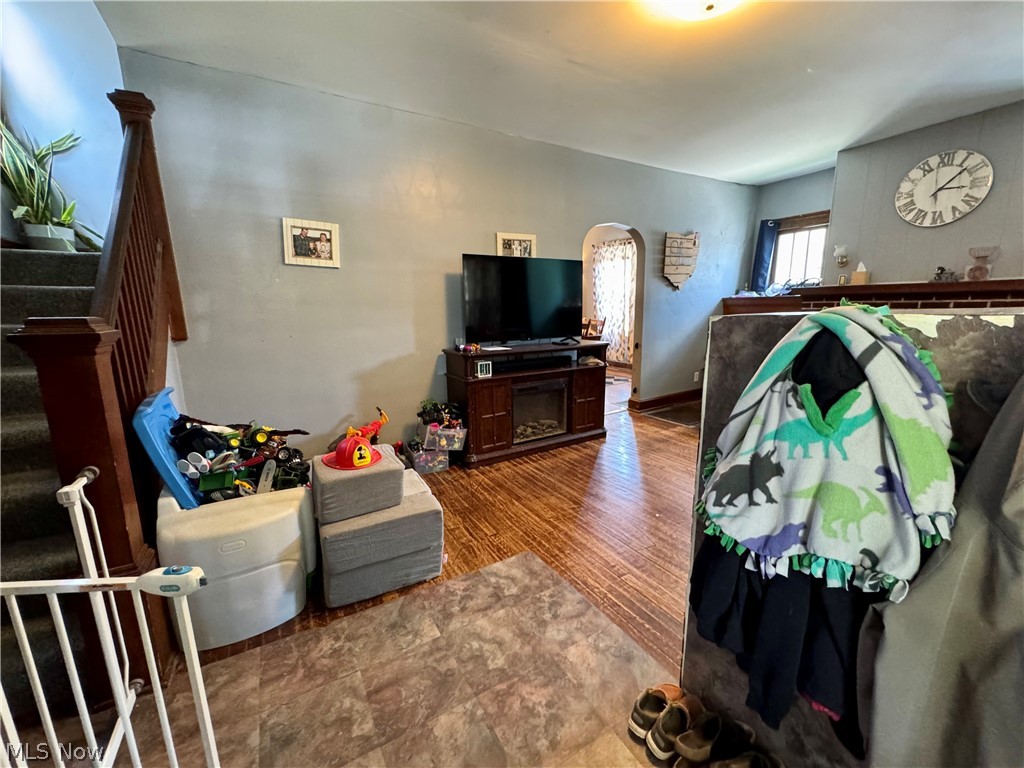 402 E Marietta St. Manor Woodsfield OH 43793